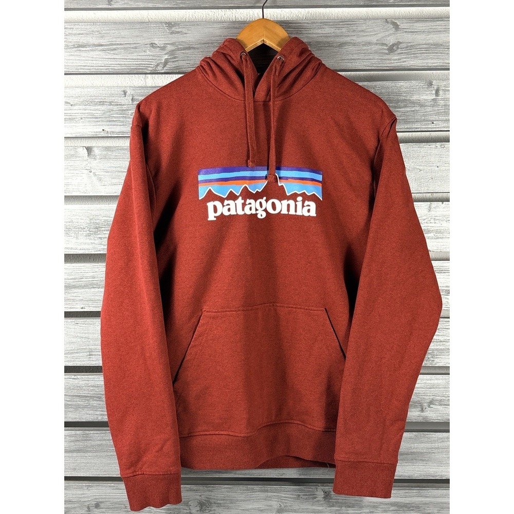 Patagonia Sweatshirt Mens M Burnt Red Hoodie Long Sleeve Logo MINT